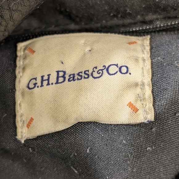 GH Bass & Co | black leather shoulder bag - Picture 4 of 7